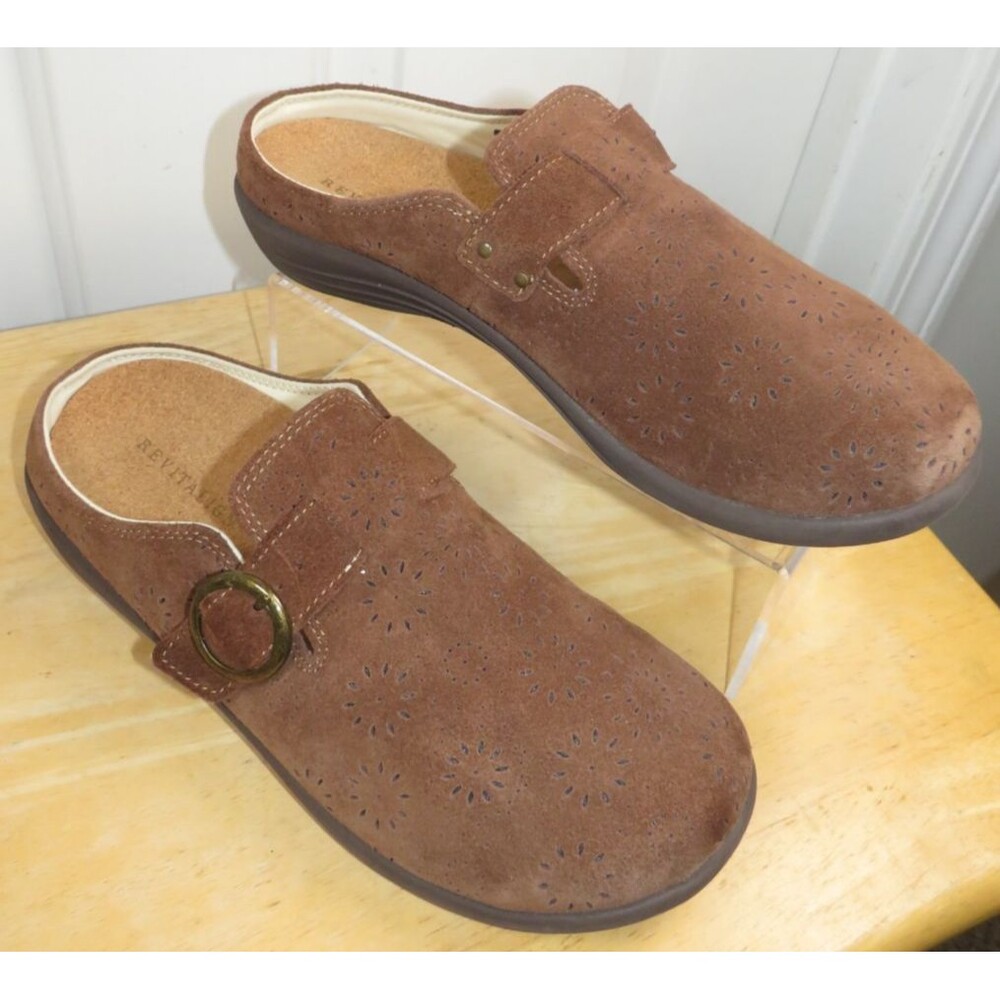 Revitalign Siesta Eclipse Clog Suede Brown Size 10B Adjustable Buckle NWOB